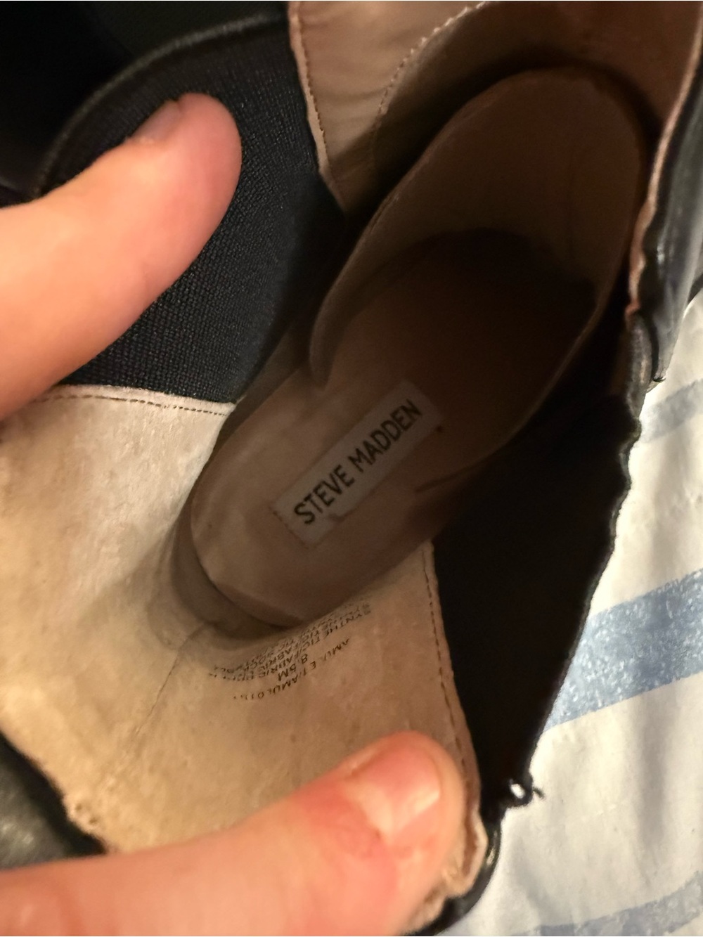 Steve Madden Black Leather Chunky Chelsea Boot - Picture 2 of 4